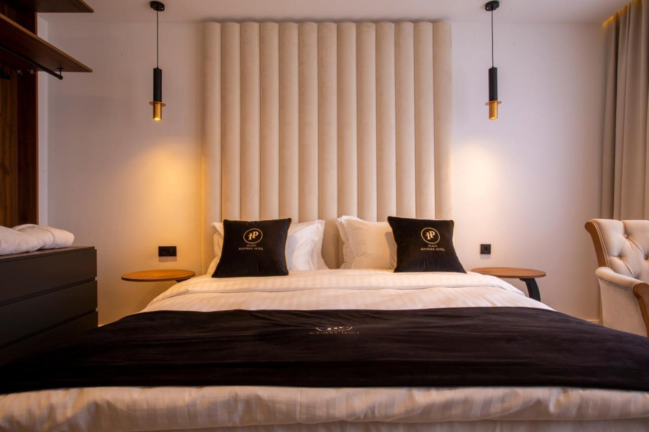 Plaza Boutique Hotel Pristina Esterno foto