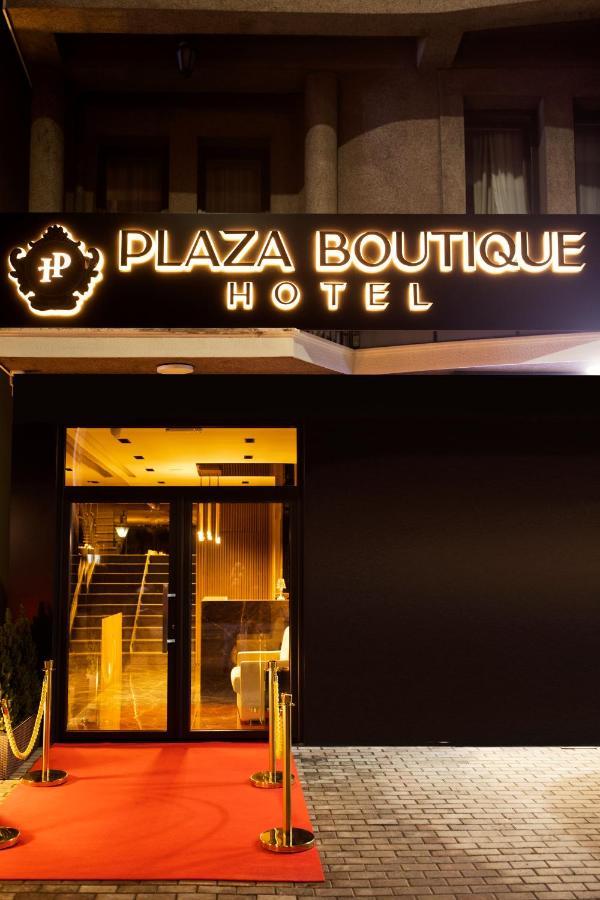 Plaza Boutique Hotel Pristina Esterno foto