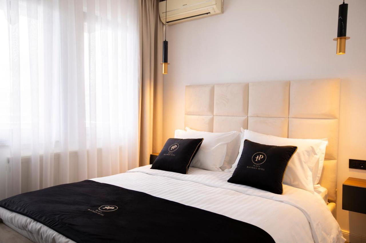 Plaza Boutique Hotel Pristina Esterno foto